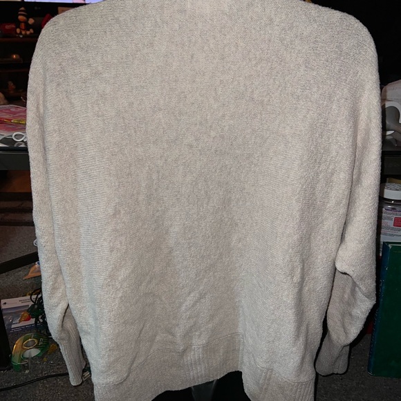 Ruby Moon 3/4 Sleeve Sweater - Picture 4 of 7